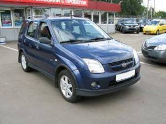 2005 Suzuki Ignis Photos