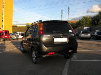 2006 Suzuki Ignis Photos