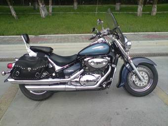 2002 Suzuki Intruder Photos