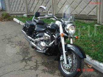 2005 Suzuki Intruder Pictures