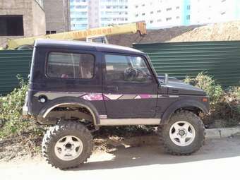 1992 Suzuki Jimny Pictures