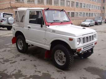 1999 Suzuki Jimny Photos