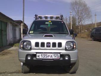 2000 Suzuki Jimny Pictures