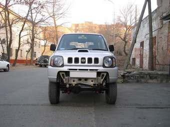 2001 Suzuki Jimny Photos