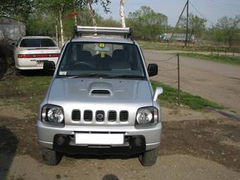 2001 Suzuki Jimny Photos