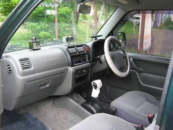 2001 Suzuki Jimny Pictures