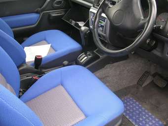 2002 Suzuki Jimny Photos