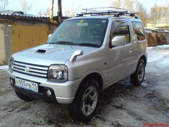 2002 Suzuki Jimny Pictures