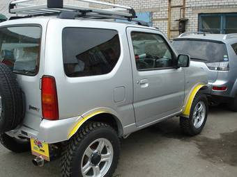 2002 Suzuki Jimny Photos