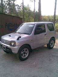 2002 Suzuki Jimny Photos