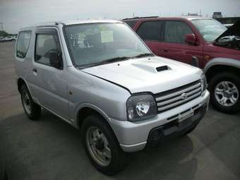 2003 Suzuki Jimny Pictures