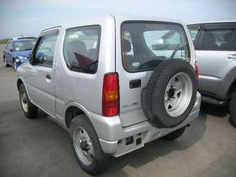 2003 Suzuki Jimny Photos