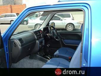 2003 Suzuki Jimny Photos