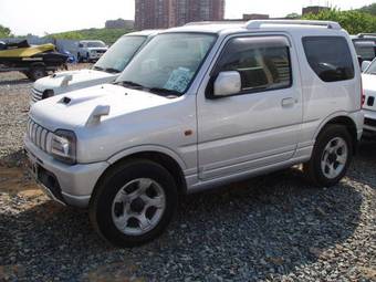 2003 Suzuki Jimny Pictures