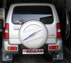 2003 Suzuki Jimny Pictures