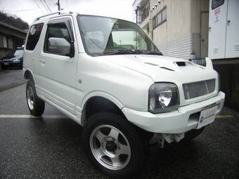 2004 Suzuki Jimny Photos