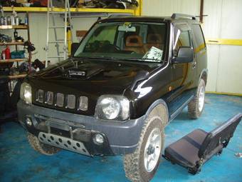 2004 Suzuki Jimny Photos