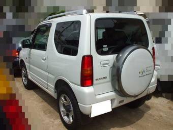 2004 Suzuki Jimny Pictures