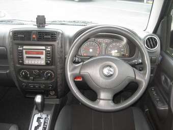 2005 Suzuki Jimny Photos