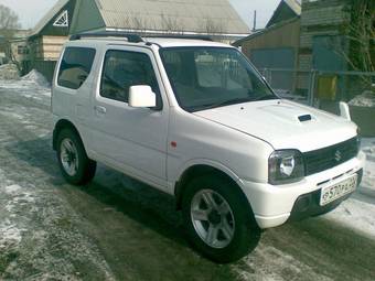 2005 Suzuki Jimny Photos