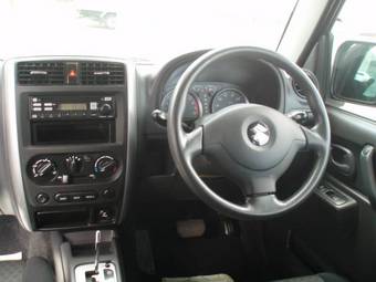 2005 Suzuki Jimny Photos