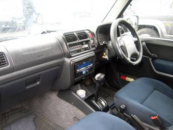 2003 Suzuki Jimny Sierra Photos