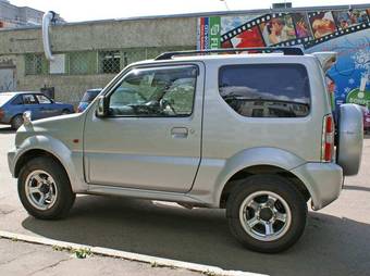 2003 Suzuki Jimny Sierra Photos