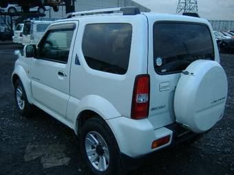 2009 Suzuki Jimny Sierra Pictures