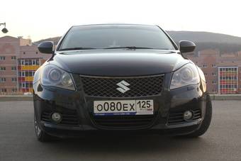 2010 Suzuki Kizashi Pictures