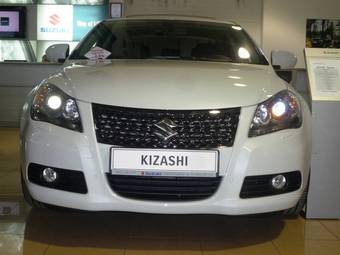 2011 Suzuki Kizashi Pictures