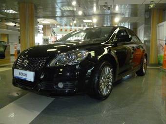 2011 Suzuki Kizashi Pictures