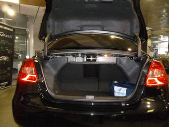 2011 Suzuki Kizashi Wallpapers