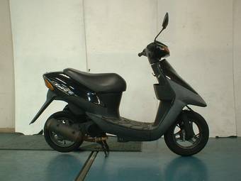 2002 Suzuki LETS II Pictures