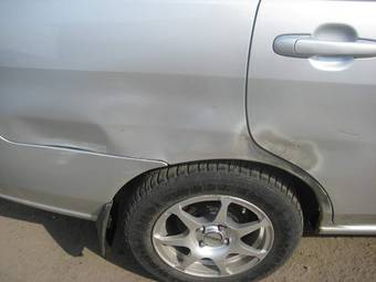 2003 Suzuki Liana Pictures