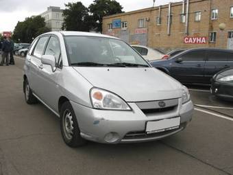 2003 Suzuki Liana Images