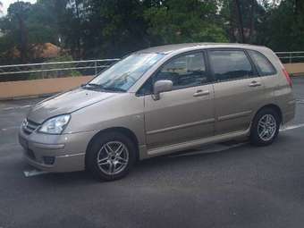 2004 Suzuki Liana Pictures