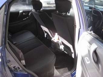 2004 Suzuki Liana Photos