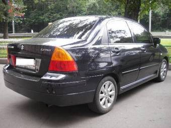 2004 Suzuki Liana Photos