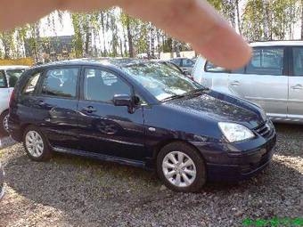 2004 Suzuki Liana Pictures