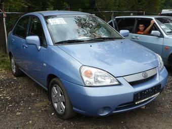 2004 Suzuki Liana Photos