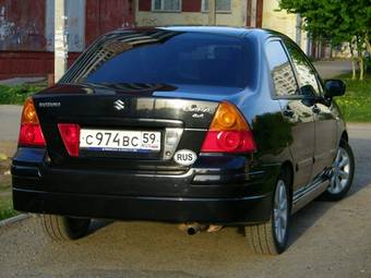 2004 Suzuki Liana Pictures