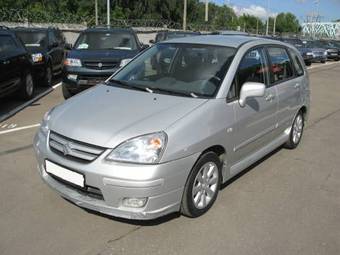 2004 Suzuki Liana Pictures