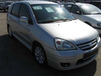 2005 Suzuki Liana Pictures