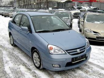 2005 Suzuki Liana Images