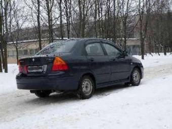 2005 Suzuki Liana Photos