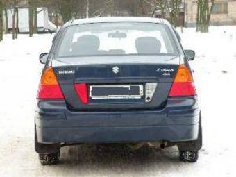 2005 Suzuki Liana Photos