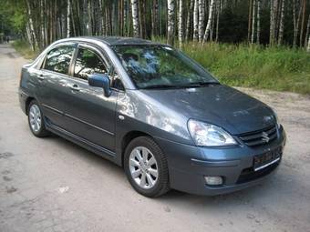 2005 Suzuki Liana Photos