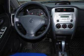 2006 Suzuki Liana Pictures