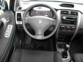 2007 Suzuki Liana Pictures