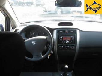 2007 Suzuki Liana Photos